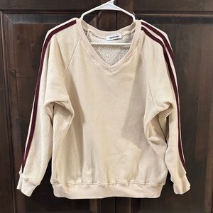 Daydreamer cream/burgundy striped v neck sweatshirt size small